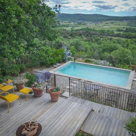 Le Petit Mas Bed & Breakfast โวกุเว ภายนอก รูปภาพ