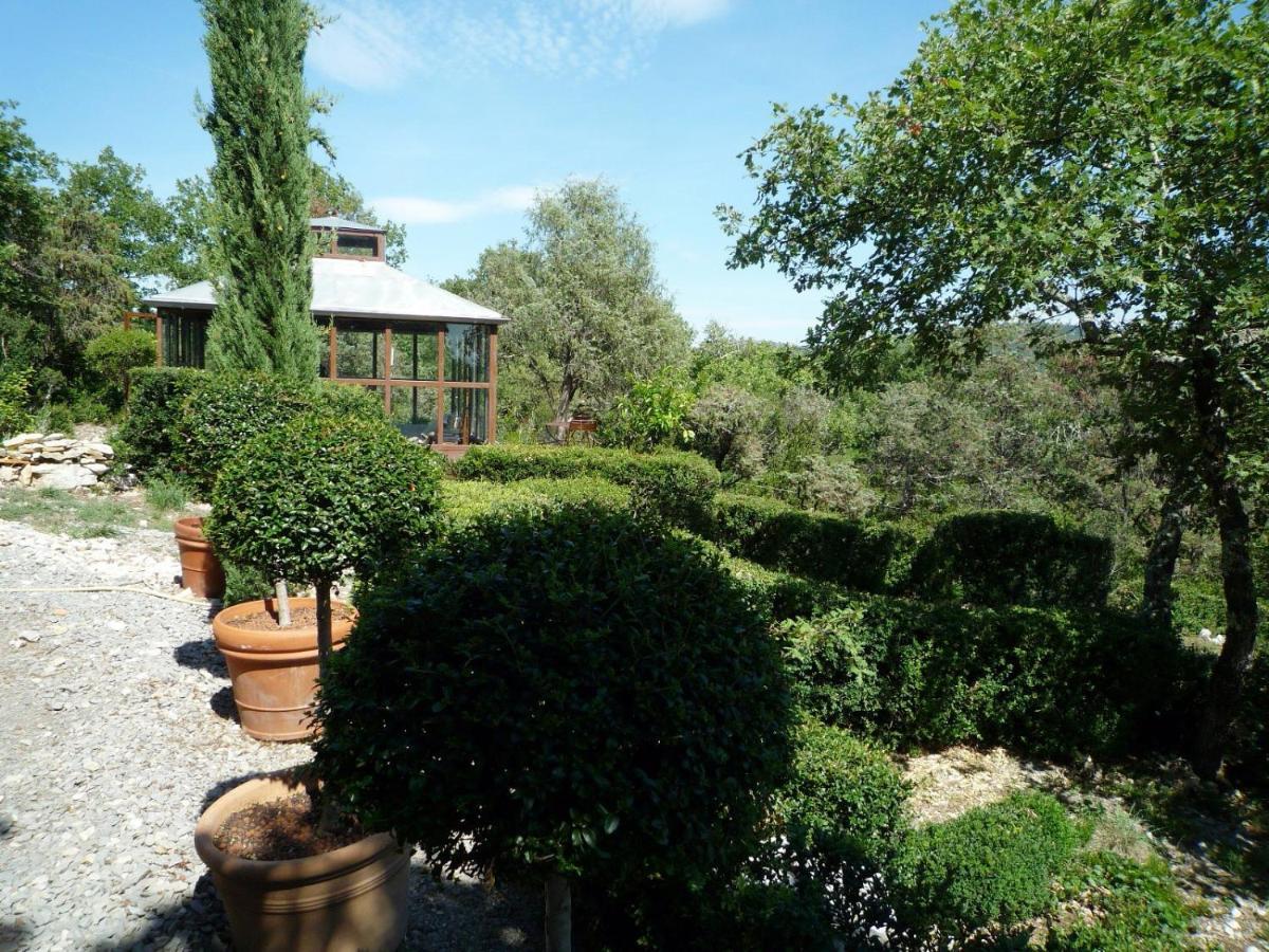 Le Petit Mas Bed & Breakfast โวกุเว ภายนอก รูปภาพ